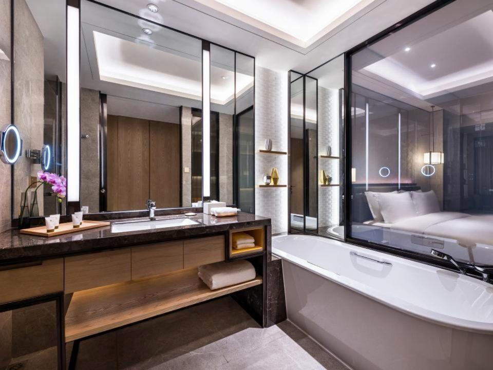 Grand Mercure Shanghai Lingang Buitenkant foto