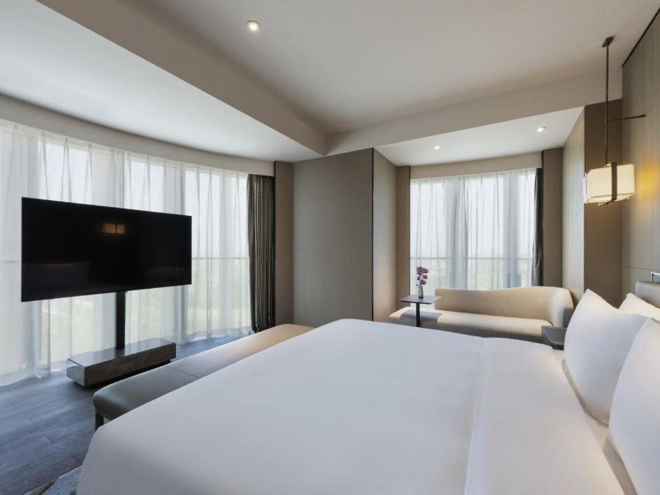 Grand Mercure Shanghai Lingang Buitenkant foto